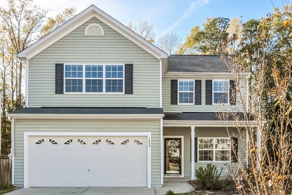 1453 Cairo Way in Fuquay Varina, NC - Building Photo