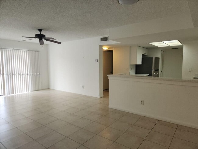 9288 W Atlantic Blvd in Coral Springs, FL - Building Photo - Building Photo