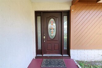 10322 Manila Bay Dr in Orlando, FL - Building Photo - Building Photo