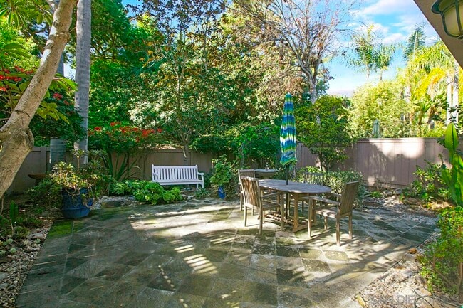 property at 5554 Renaissance Ave