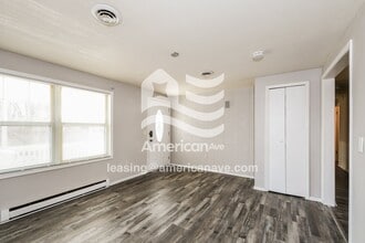 9709 Mark Trail in Fairview Heights, IL - Foto de edificio - Building Photo