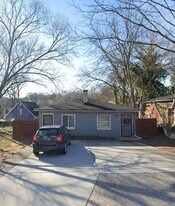 1161 Ira St SW in Atlanta, GA - Building Photo