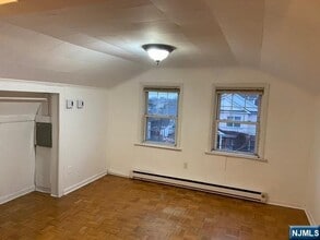 649 New Jersey in North Arlington, NJ - Building Photo - Building Photo