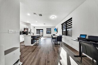 24985 SW 107th Ct in Homestead, FL - Building Photo - Building Photo