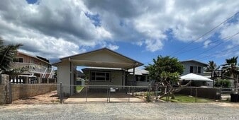 87-127-127 Lopikane St in Waianae, HI - Building Photo