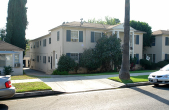 526 Glenwood Rd in Glendale, CA - Building Photo - Building Photo