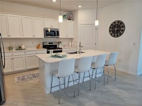 2437 Orchard St in Naples, FL - Building Photo - Building Photo