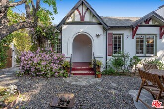 1836 W Silver Lake Dr in Los Angeles, CA - Building Photo - Building Photo