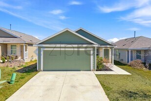 10106 Ana Hts in San Antonio, TX - Building Photo