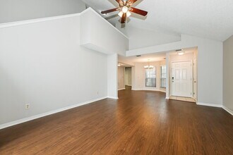 2919 Lantana Lakes Dr W in Jacksonville, FL - Building Photo - Building Photo