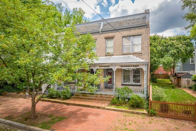 property at 607 N 27th St