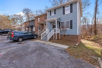 902 Creekside Dr in Clemson, SC - Building Photo - Building Photo