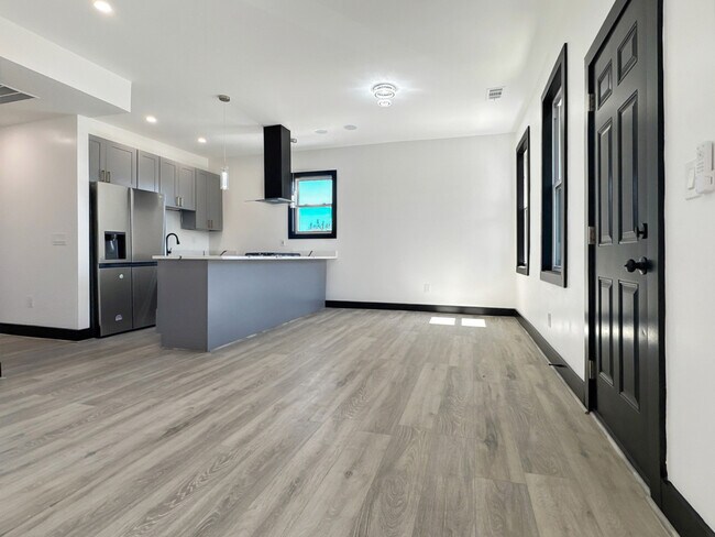 2325 Reisterstown Rd in Baltimore, MD - Building Photo - Building Photo