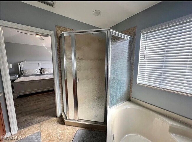 property at 9722 Roundstone Cir