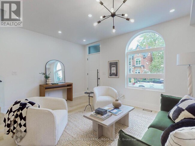 164 Broadview Ave in Toronto, ON - Building Photo - Building Photo