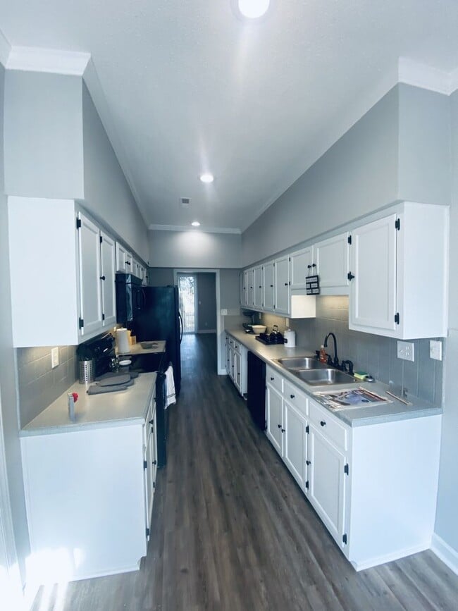 property at 205 Forest View Ct