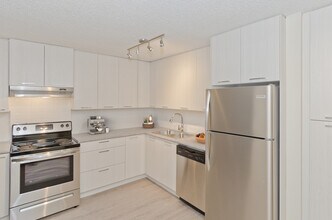 Prominence Place Apartments in Calgary, AB - Building Photo - Building Photo