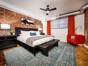 219 Vine St in Philadelphia, PA - Foto de edificio - Building Photo