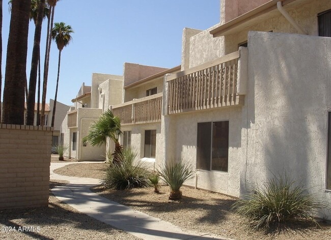 property at 3840 N 43rd Ave