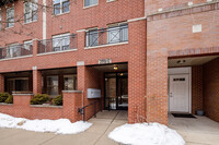 Logan Station in Chicago, IL - Foto de edificio - Building Photo