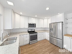 10198 Hendricks Ct in San Diego, CA - Building Photo - Building Photo