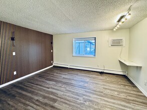 1522 Mount Hope Ave, Unit 1 in Rochester, NY - Building Photo - Building Photo