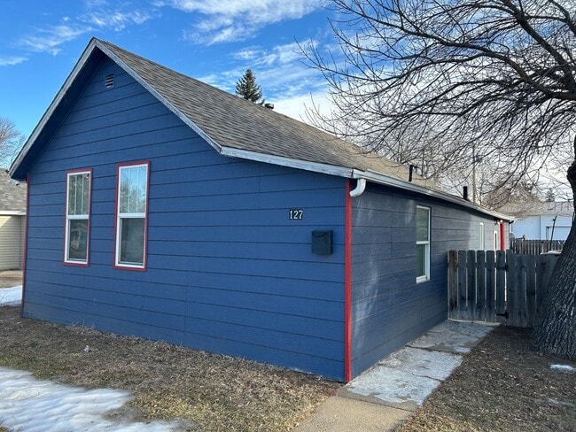 property at 127 3rd Ave SW