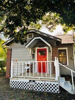 702 Caplin St in Houston, TX - Building Photo