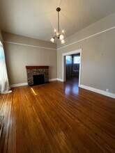 2104 B St in Bakersfield, CA - Building Photo - Building Photo
