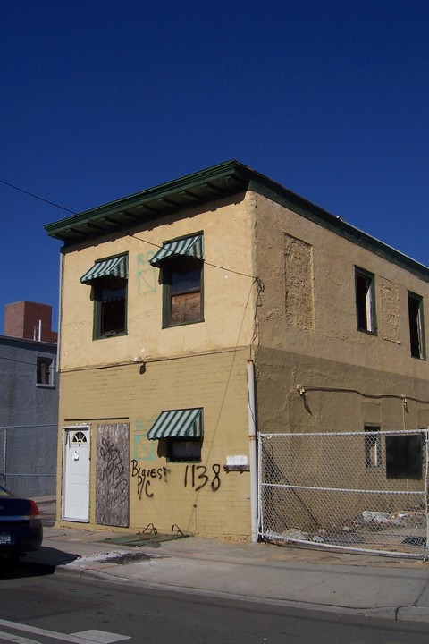 11-38 Foam Pl in Far Rockaway, NY - Building Photo