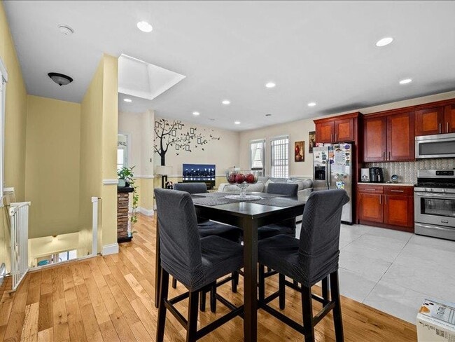 2169 Belmont Ave in Bronx, NY - Building Photo - Building Photo