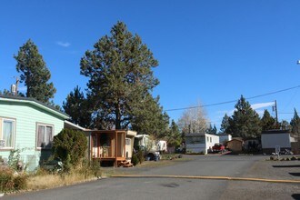 Collective Communities Juniper Hilltop MHC in Bend, OR - Building Photo - Building Photo