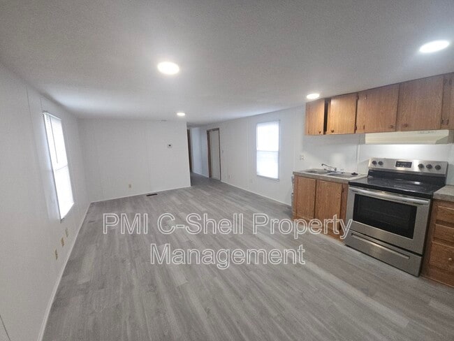 property at 3903 Bowens Ct