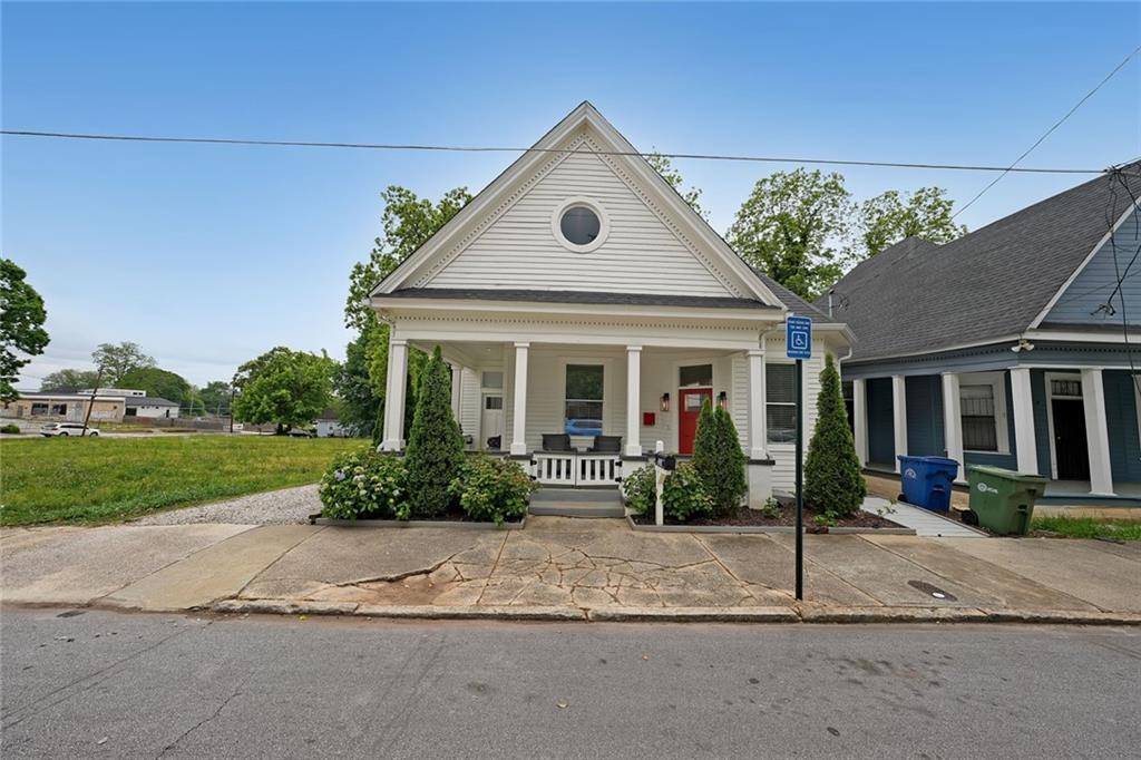 224 Bass St SW in Atlanta, GA - Building Photo