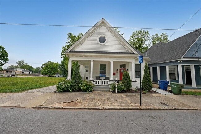 property at 224 Bass St SW