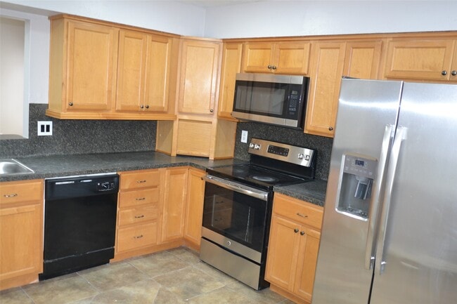 12023 Woolford Dr in Houston, TX - Building Photo - Building Photo