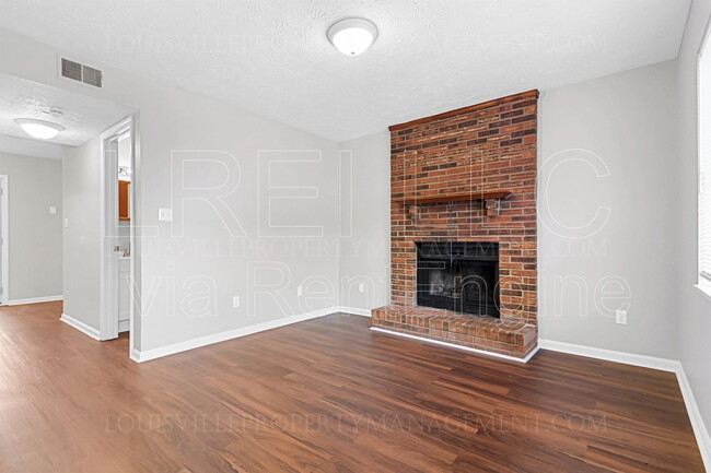 621 Westport Rd in Elizabethtown, KY - Building Photo - Building Photo