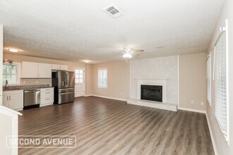 958 Ellison Ct in Austell, GA - Foto de edificio - Building Photo