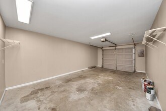 1163 Lovett St in Tomball, TX - Building Photo - Building Photo