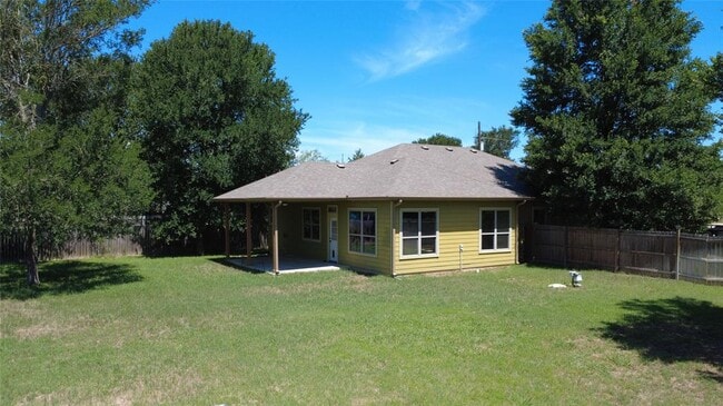 131 Mokulua Ln in Bastrop, TX - Building Photo - Building Photo