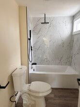 47 Maple Ave in Enfield, CT - Building Photo - Building Photo