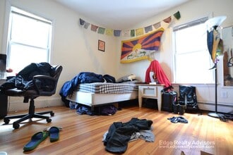 68 Allston St, Unit 2 in Boston, MA - Building Photo - Building Photo