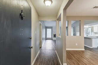 26 W Broken Oak Ct in Spring, TX - Building Photo - Building Photo