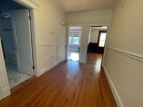 25 Stearns Rd in Brookline, MA - Building Photo - Building Photo