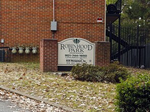 Robinhood Park Apartments in Memphis, TN - Building Photo - Building Photo