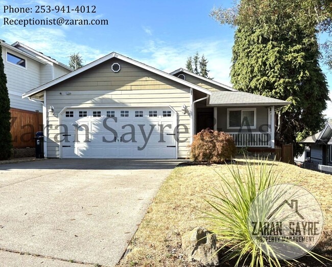 property at 1105 E 53rd St