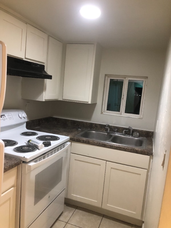 property at 10202 N 9th Ave