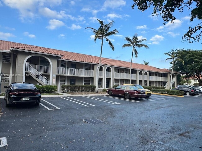 11207 Royal Palm Blvd, Unit 11207 in Coral Springs, FL - Building Photo - Building Photo