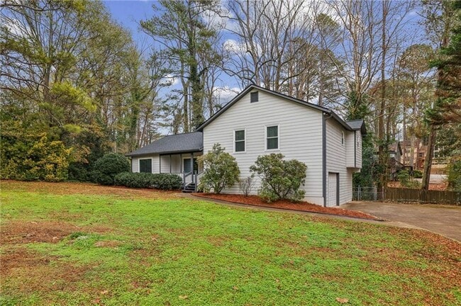 1076 Blackwell Rd in Marietta, GA - Building Photo - Building Photo