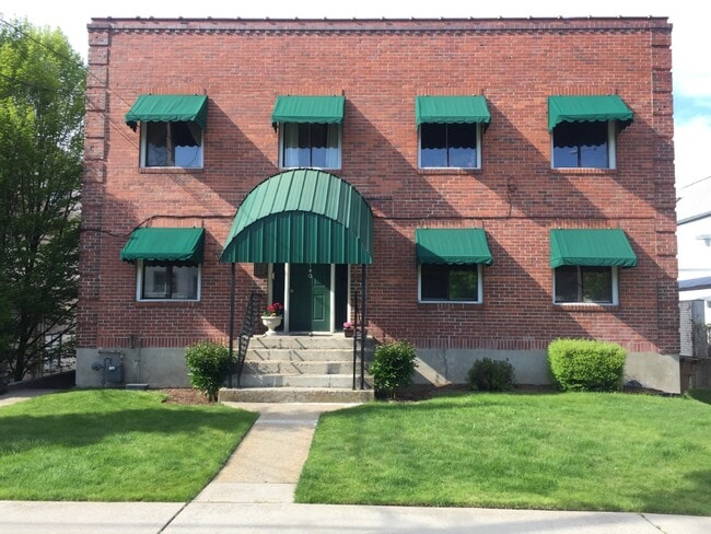 1740 W Riverside Ave, Unit 5 in Spokane, WA - Foto de edificio - Building Photo